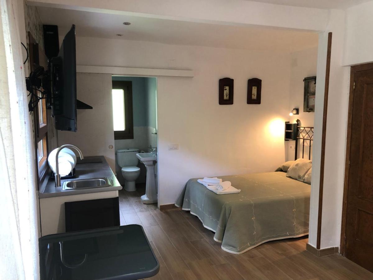 Hostal-Restaurante Fogon De Gredos Guisando Esterno foto