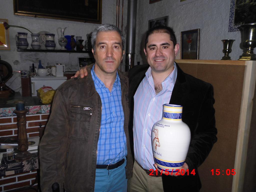 Hostal-Restaurante Fogon De Gredos Guisando Esterno foto