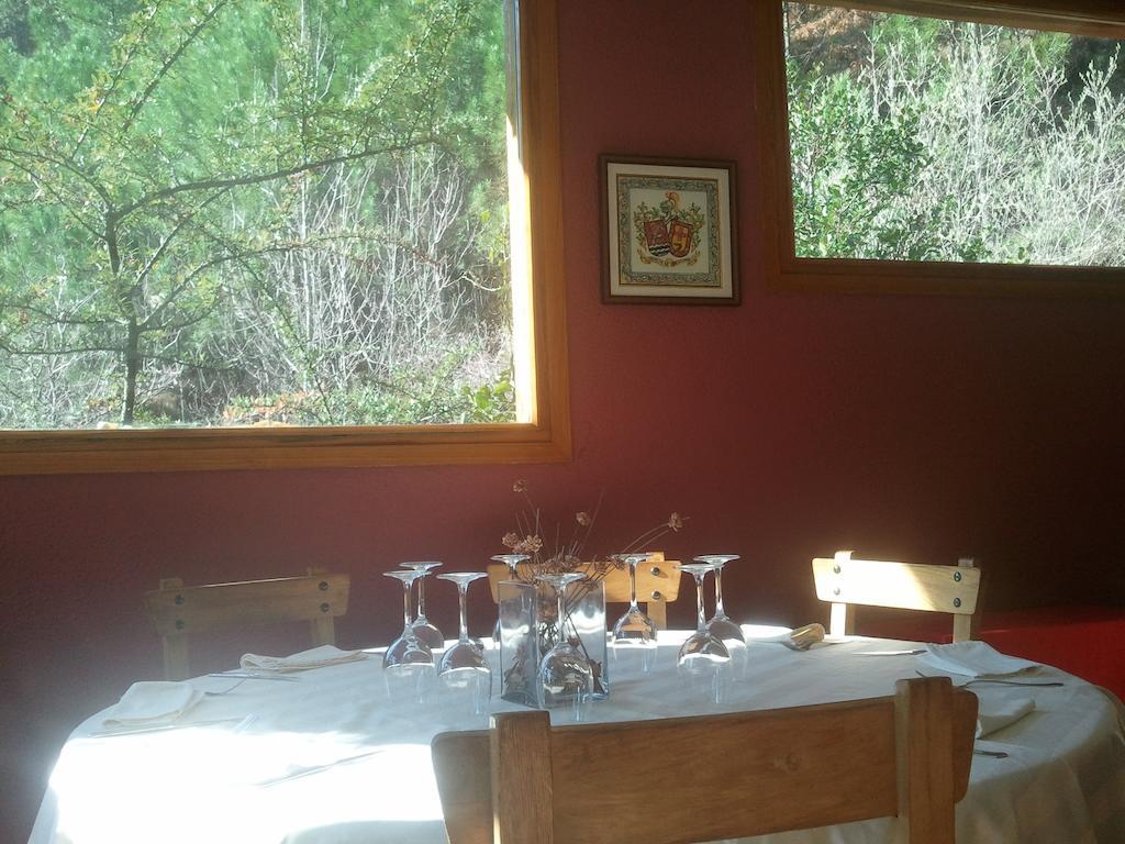 Hostal-Restaurante Fogon De Gredos Guisando Esterno foto