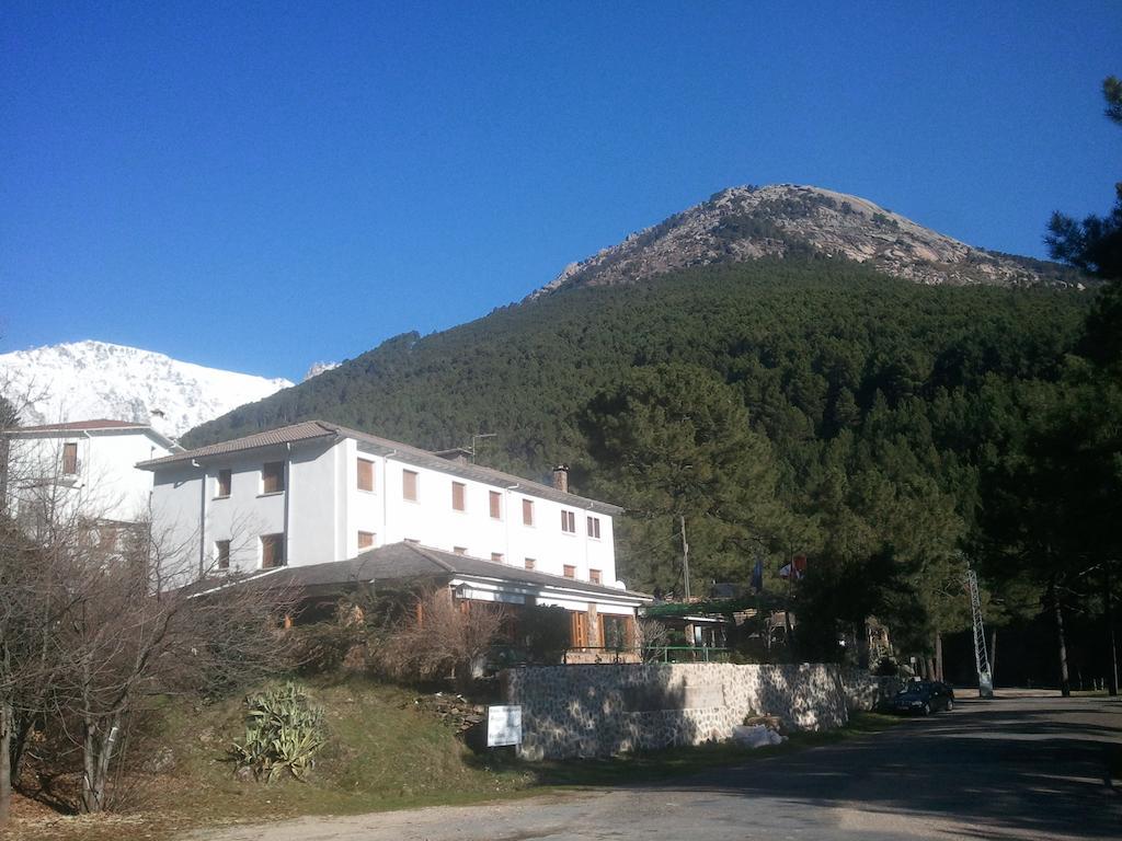 Hostal-Restaurante Fogon De Gredos Guisando Esterno foto