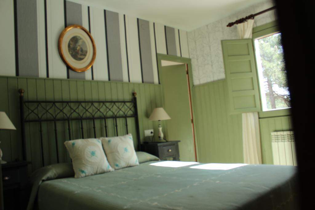 Hostal-Restaurante Fogon De Gredos Guisando Esterno foto